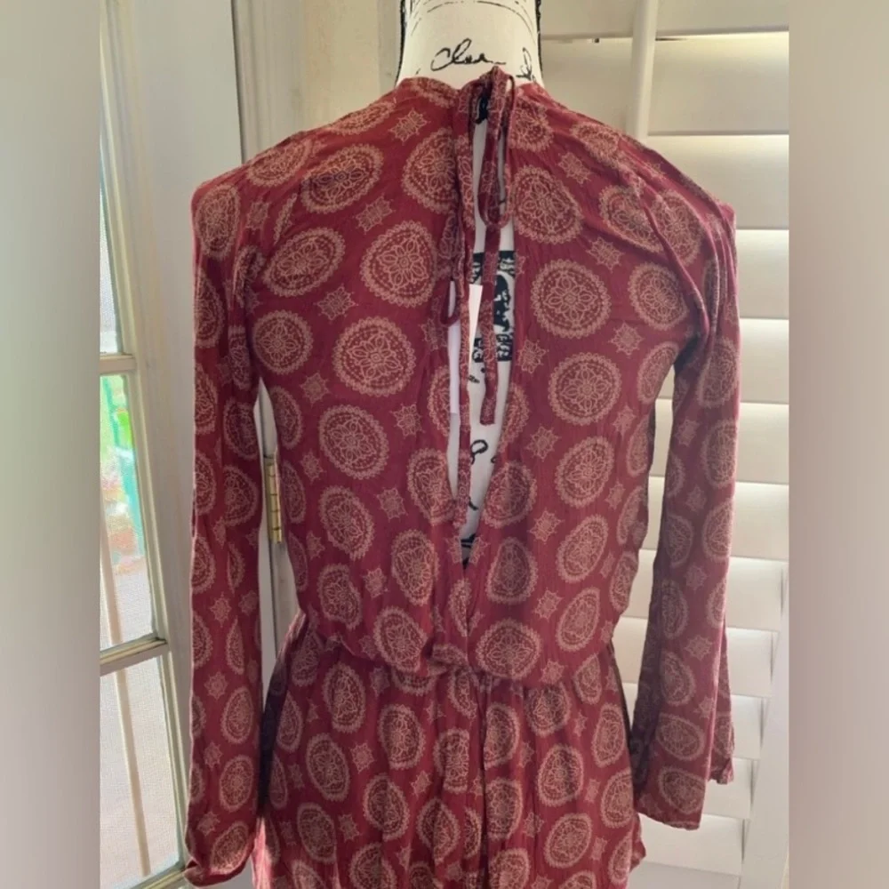 Reverse Rust & Cream Colored Romper - Picture 5 of 6
